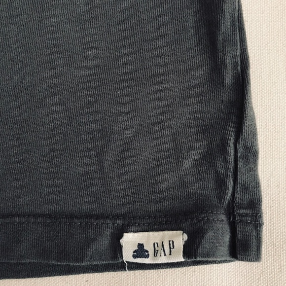 2 Kids Gap Crew Neck Short Sleeve T-Shirts 4T | Organic Cotton | Like New - Picture 10 of 11